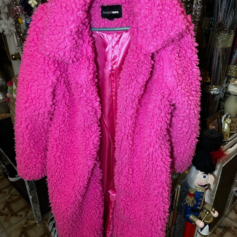 Fashion Nova Fuchsia Faux Fur Coat